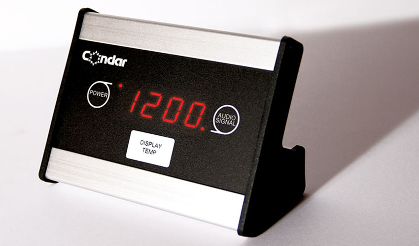 Condar watchman electronic catalyst with digital screen with temperature lit up